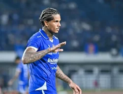 Pemain Persib Bandung Cedera Jelang Lawan Semen Padang