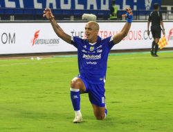 Umuh Muchtar Beberkan Alasan Persib Melepas Marcilio dan Janjikan Gelandang Baru yang Lebih Dinamis